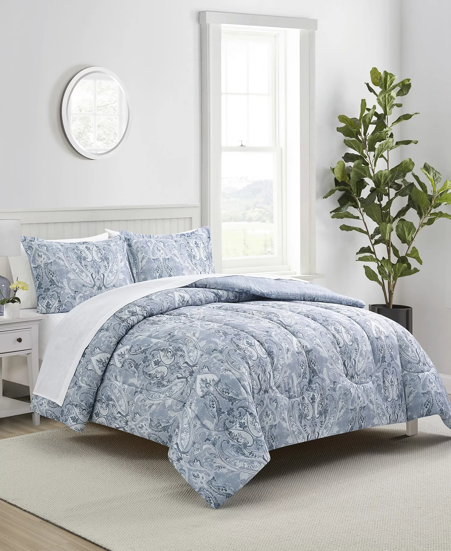 Microfiber Reversible Printed comforter
