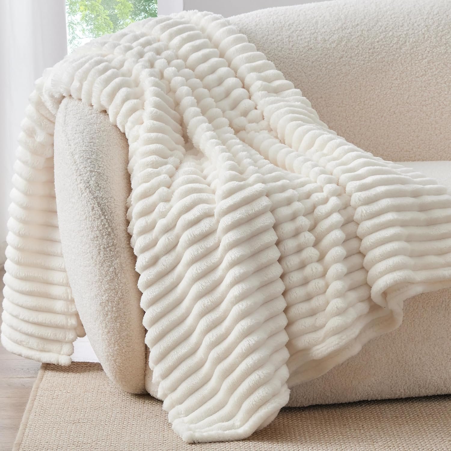 faux fur throw blanket