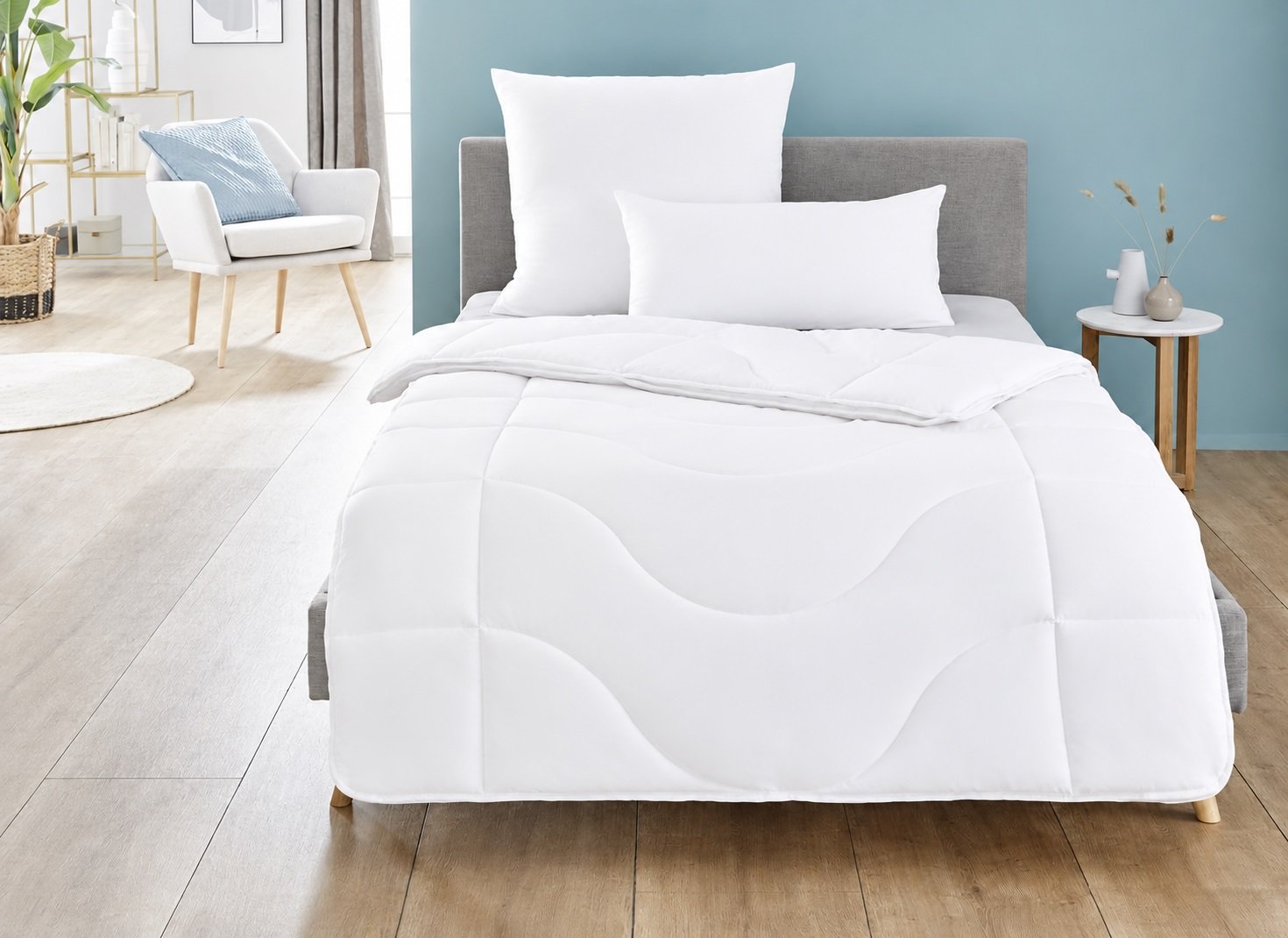 4 season microfiber quilt