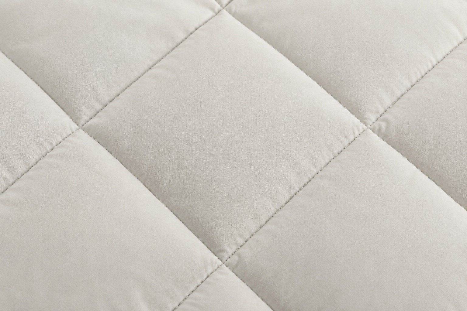 diamond quilting for Lightweight Microfiber Summer Quilt