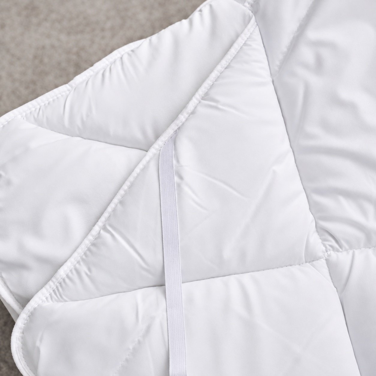 binding tape on Quilted Mattress Pad